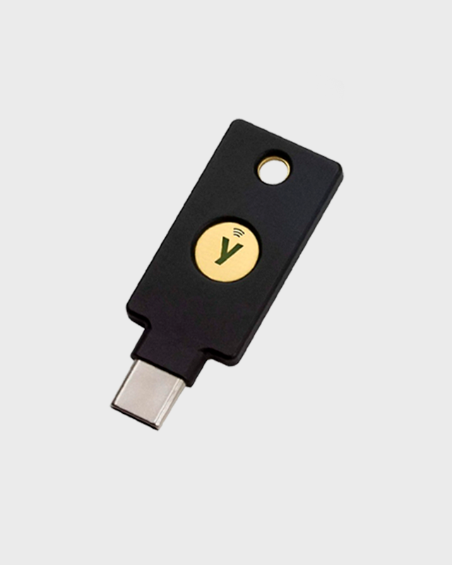 https://v1.tiendacripto.io/uploads/products/1865086d01d9df40.71956967-YubiKey 5C NFC.png